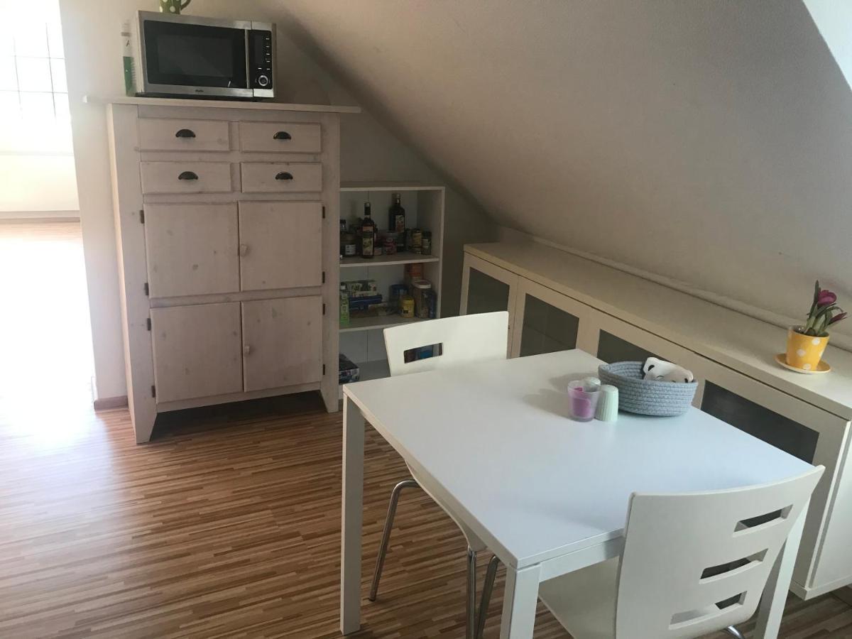 Business Apartment Bugl Niederkassel Exteriör bild