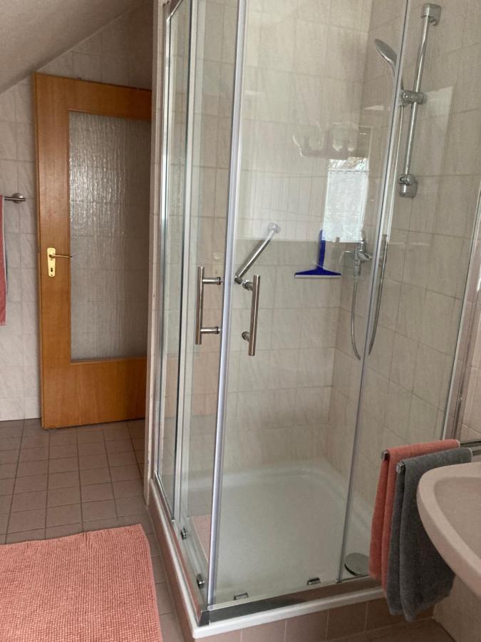 Business Apartment Bugl Niederkassel Exteriör bild